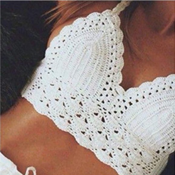Crochet Halter Crop Top - Picture 4 of 5